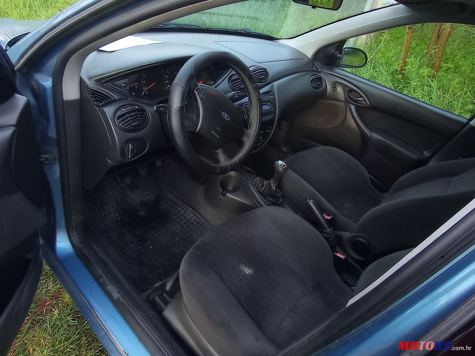 2000' Ford Focus photo #4