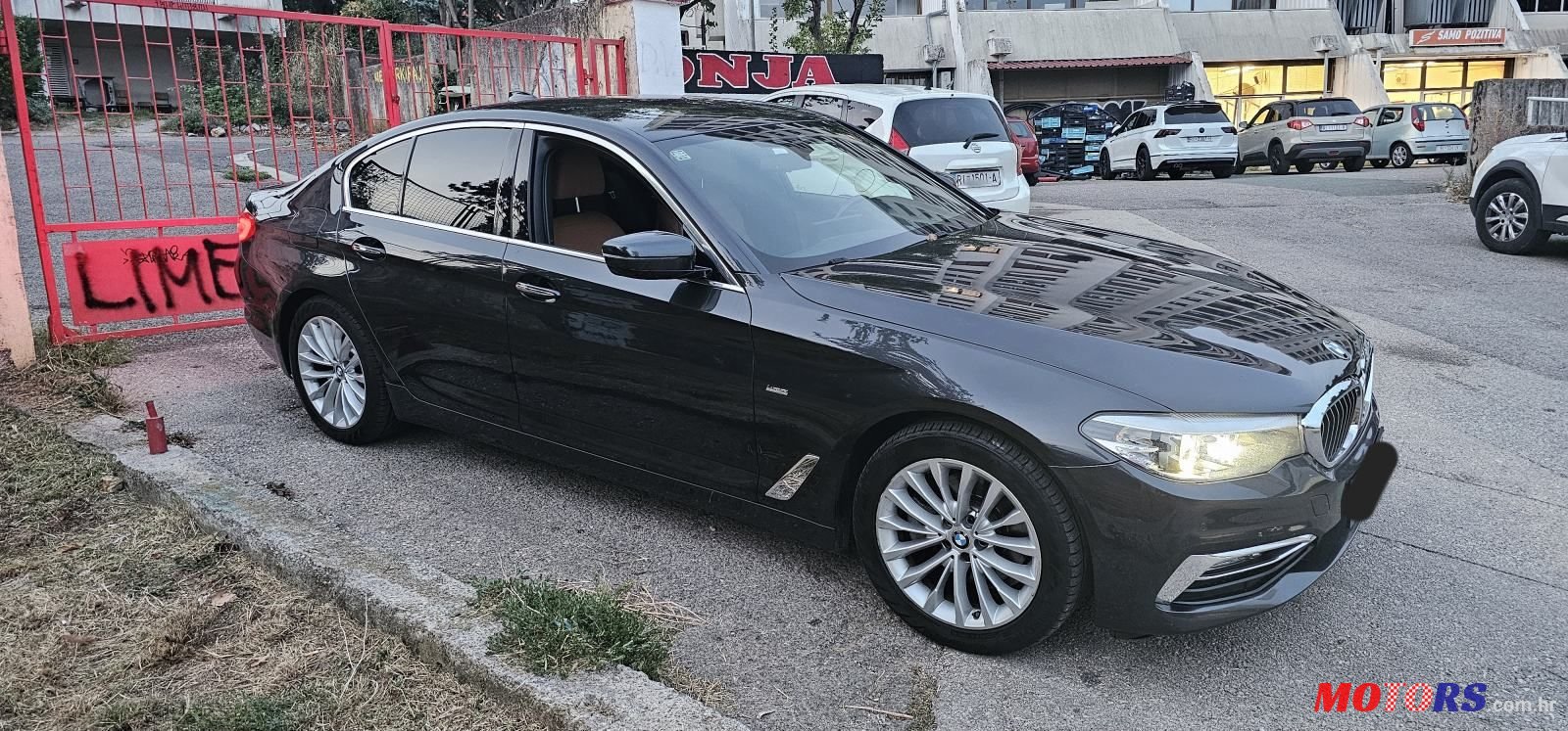 2017' BMW Serija 5 520D photo #1