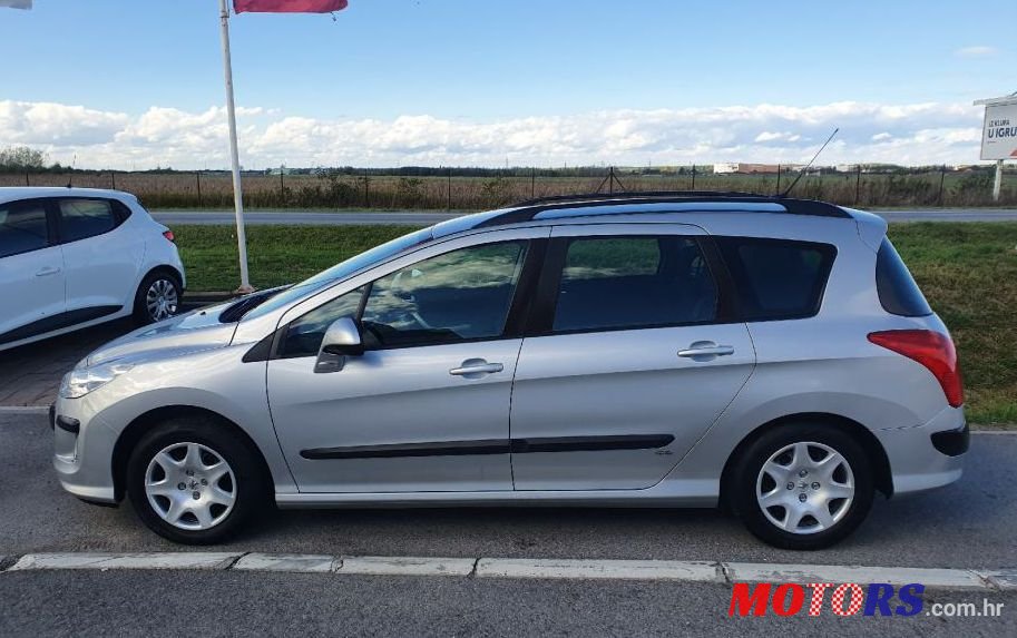 2009' Peugeot 308 Sw 1,6 Hdi photo #1