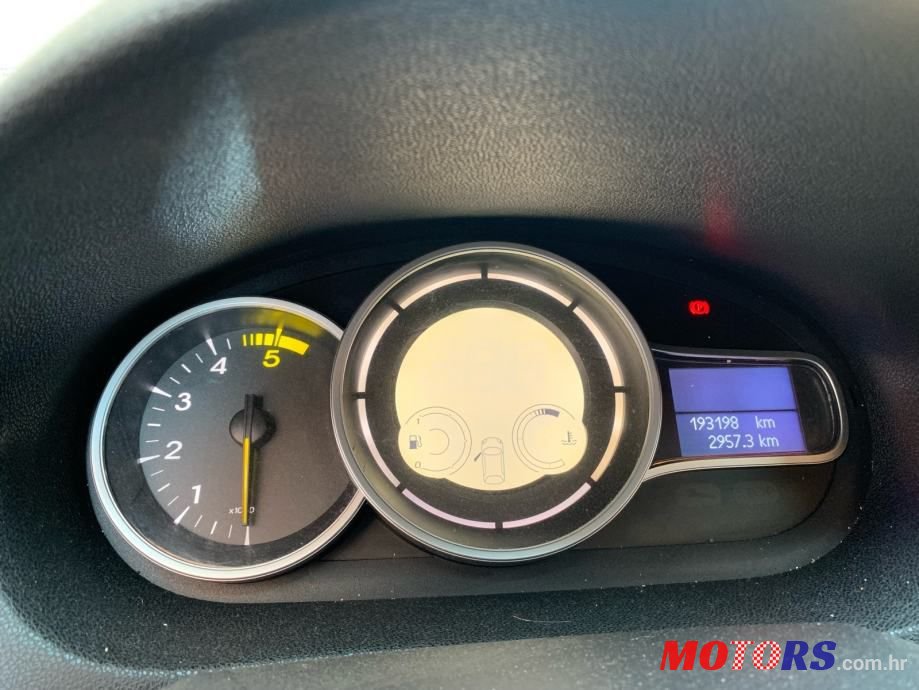 2012' Renault Megane Grandtour photo #6