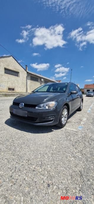 2015' Volkswagen Golf VII Variant photo #2