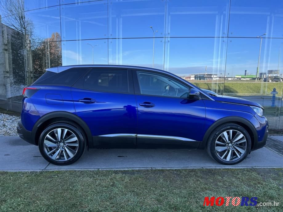 2017' Peugeot 3008 photo #6