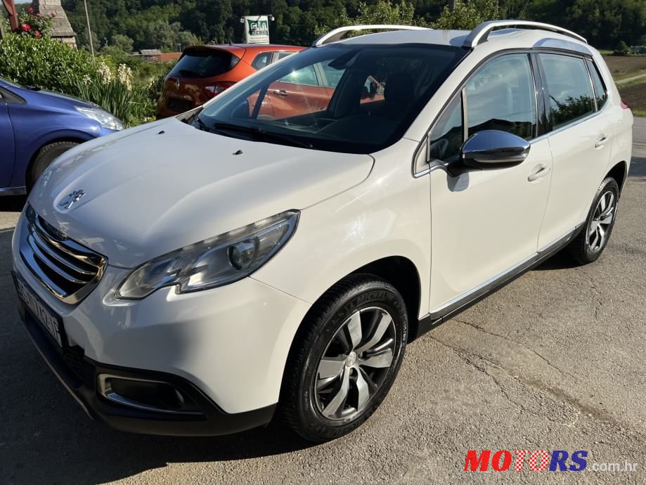 2014' Peugeot 2008 photo #2