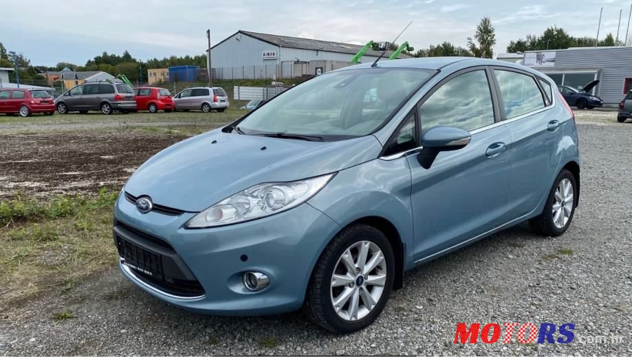 2010' Ford Fiesta Sport photo #1