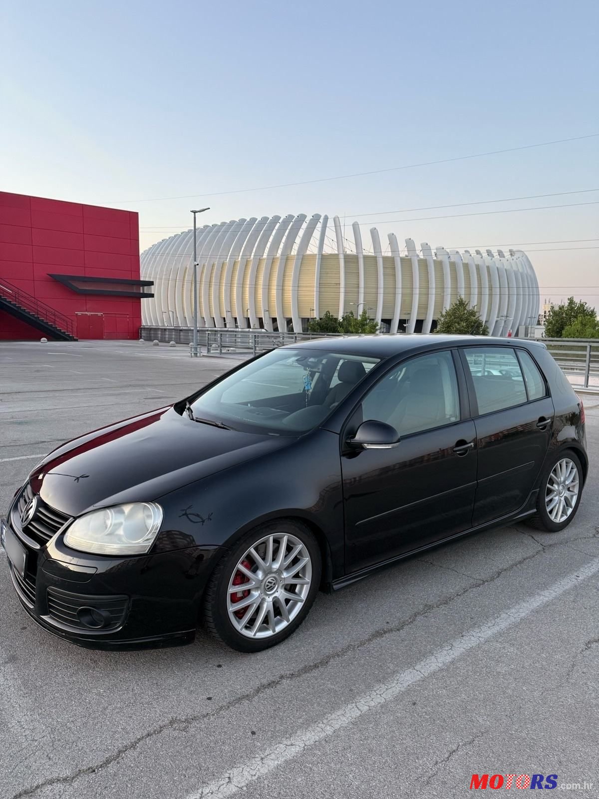 2007' Volkswagen Golf V photo #2