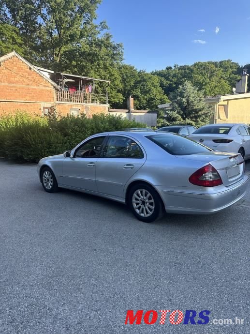2007' Mercedes-Benz E-Klasa photo #5