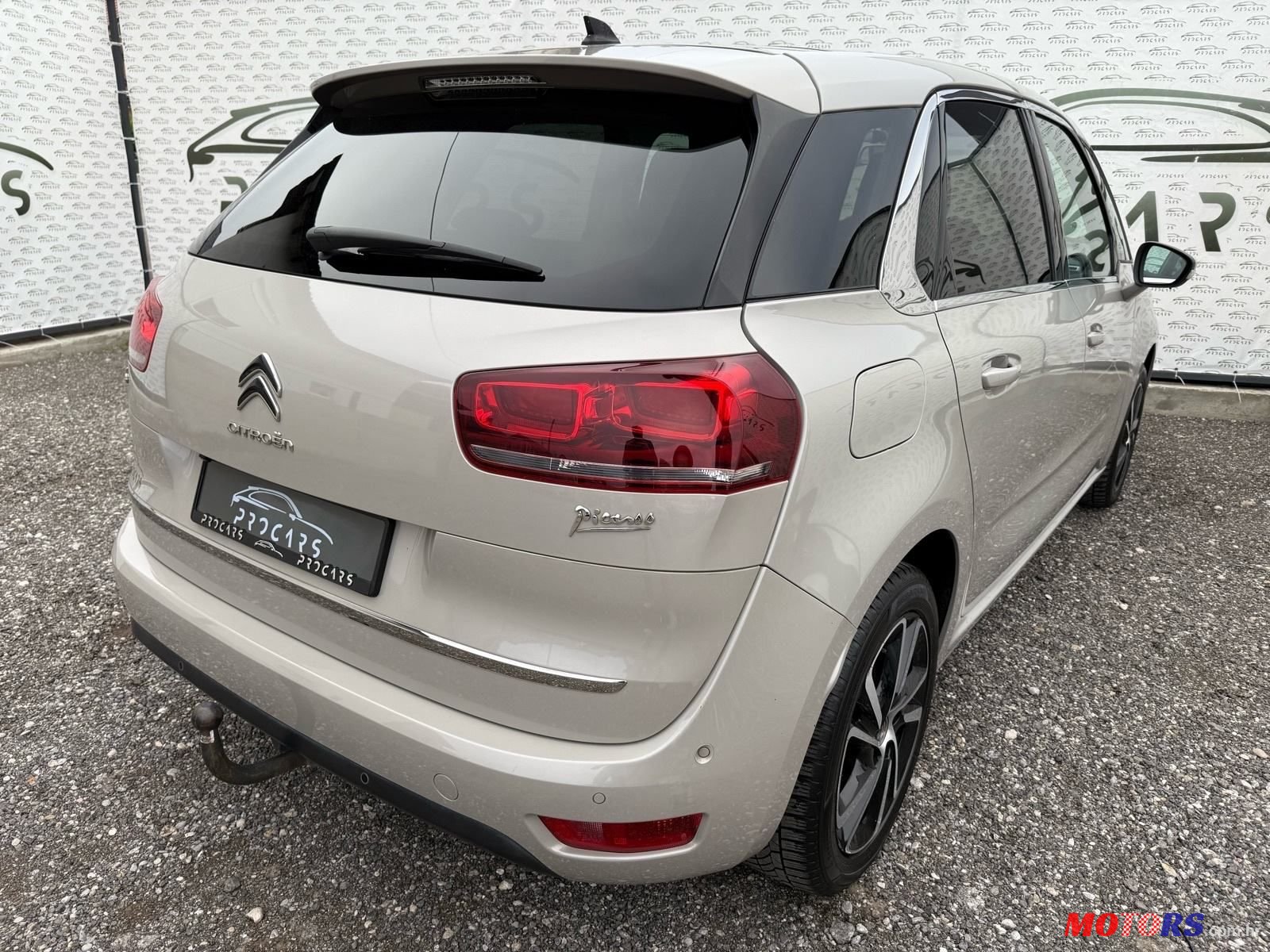 2018' Citroen C4 Picasso Bluehdi 120 photo #5