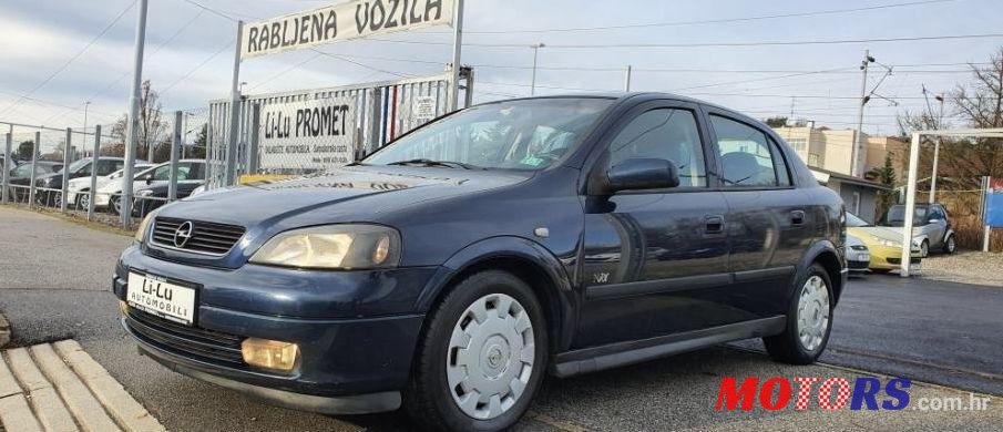 2002' Opel Astra 1,7 Dti photo #1