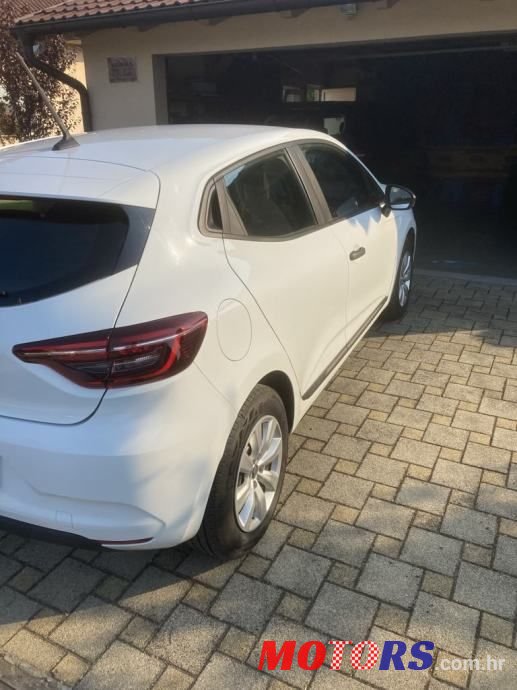 2020' Renault Clio Sce photo #5