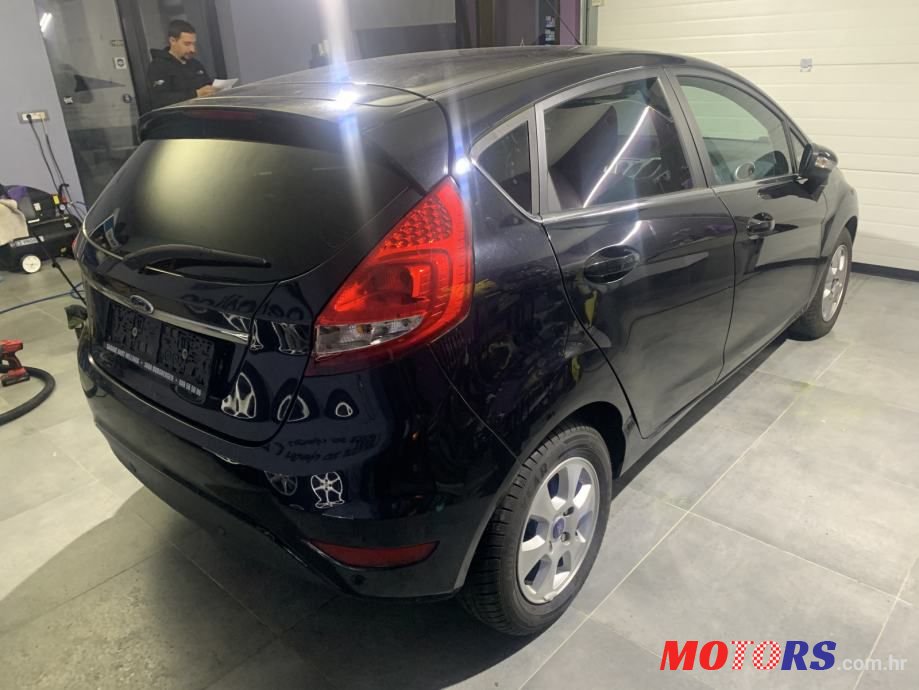 2010' Ford Fiesta 1,6 photo #5