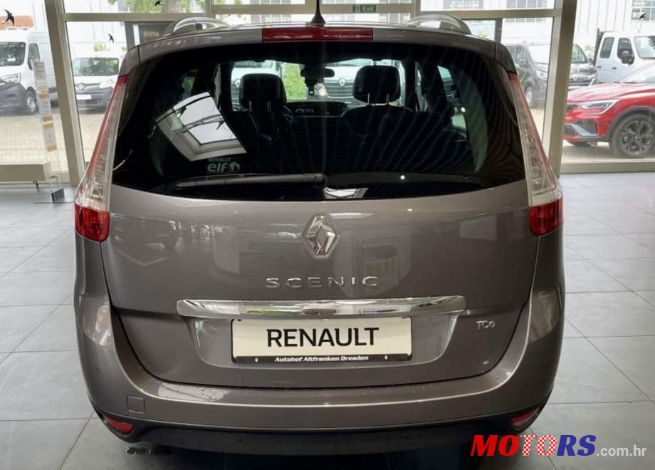 2016' Renault Scenic photo #5
