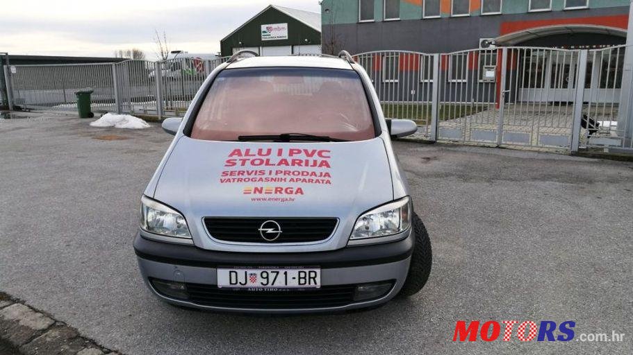 2001' Opel Zafira 2,0 Dth photo #2