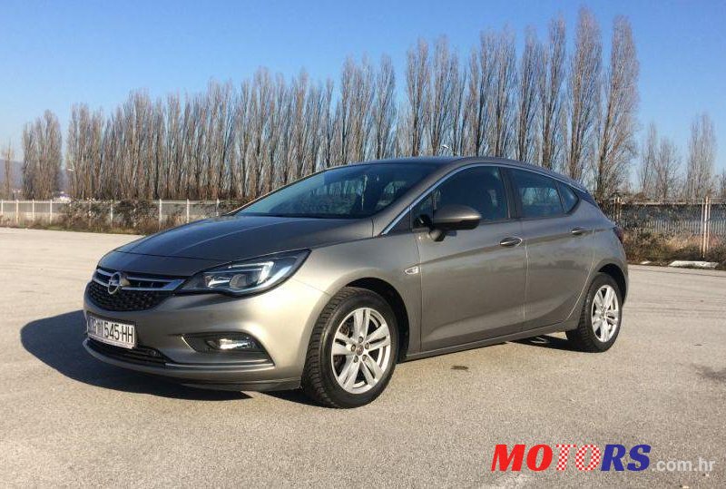 2017' Opel Astra 1.6 Cdti photo #1