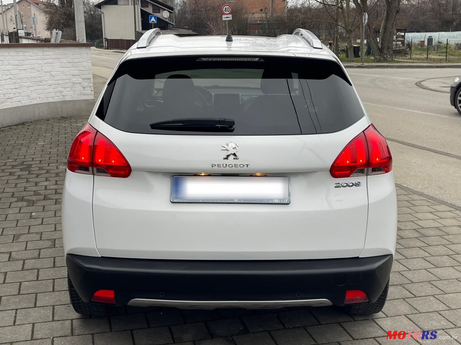 2015' Peugeot 2008 1,2 photo #5