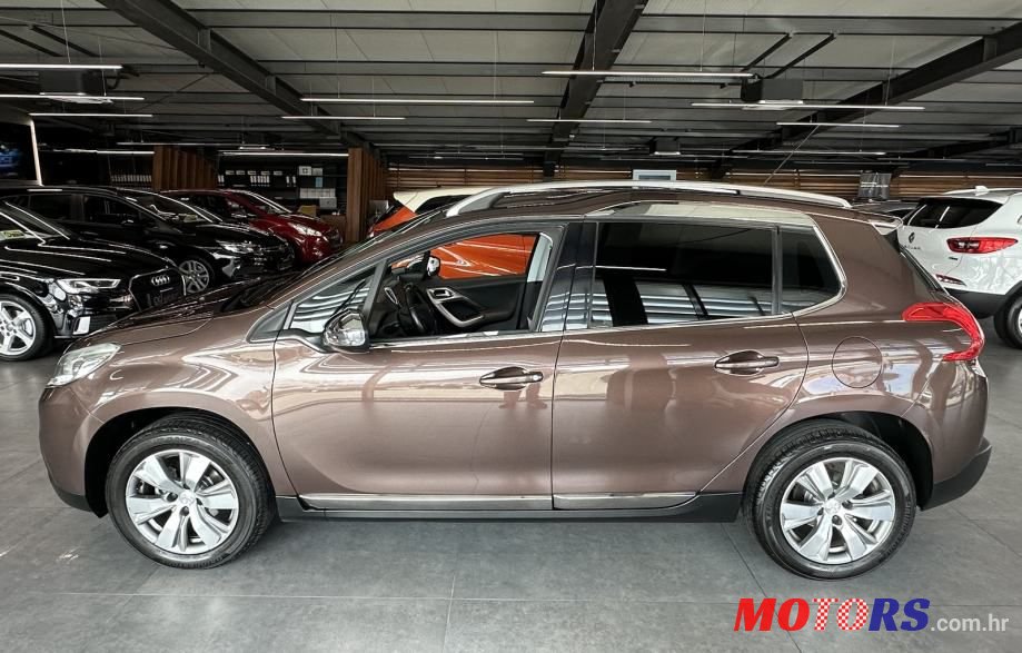 2015' Peugeot 2008 photo #3