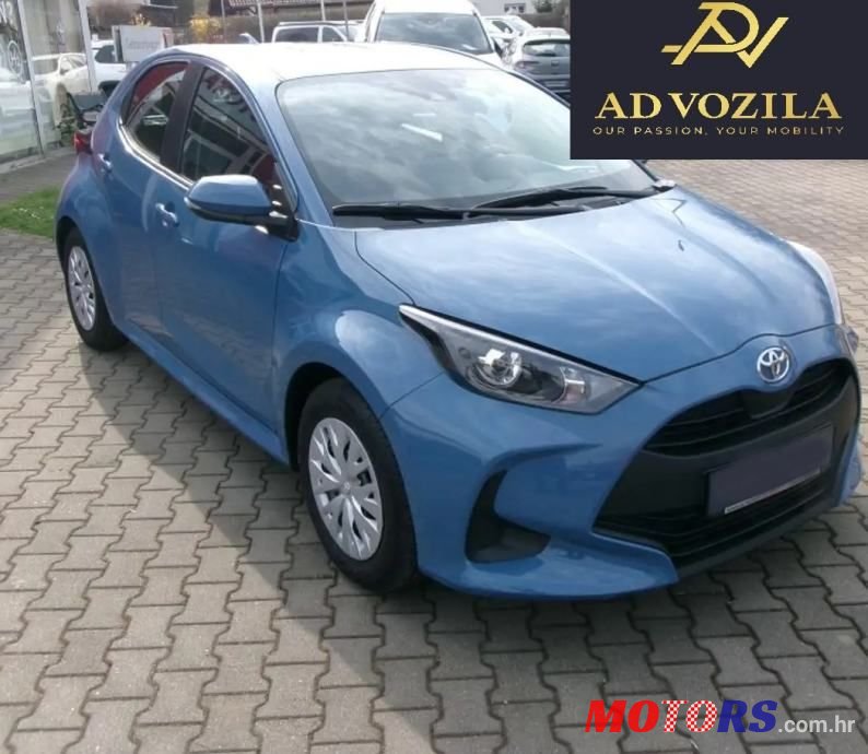 2021' Toyota Yaris 1,0 photo #1