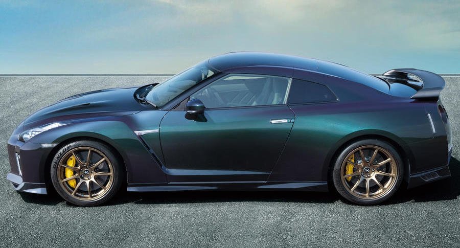 Nissan GT-R tipped to become V6 super-hybrid for next generation