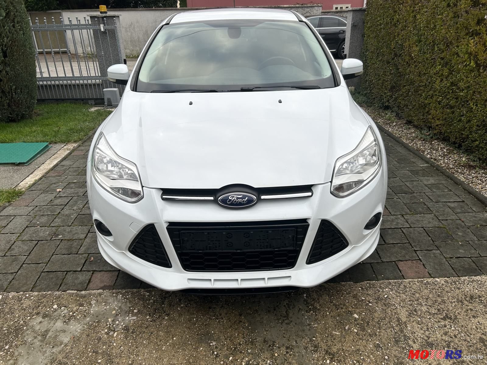 2013' Ford Focus 1,0 Sport photo #3