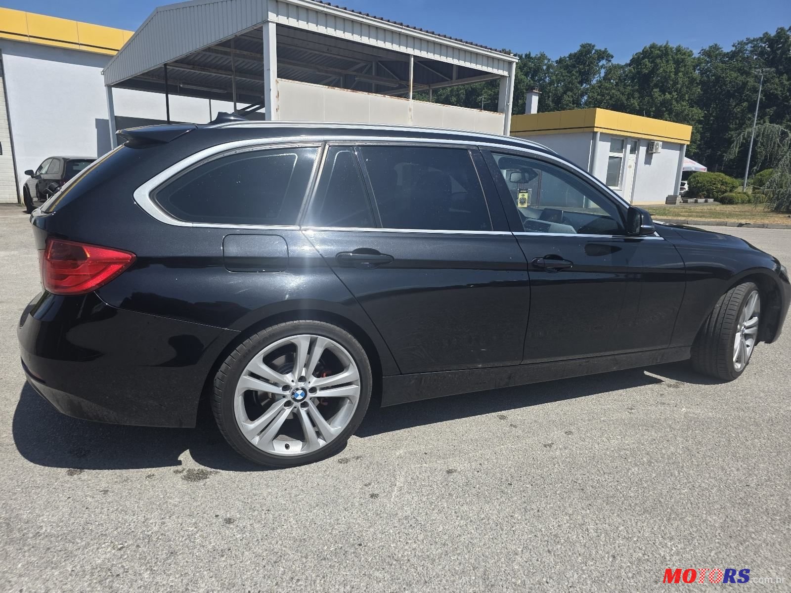 2013' BMW Serija 3 316D photo #5