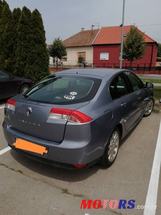 2008' Renault Laguna photo #2