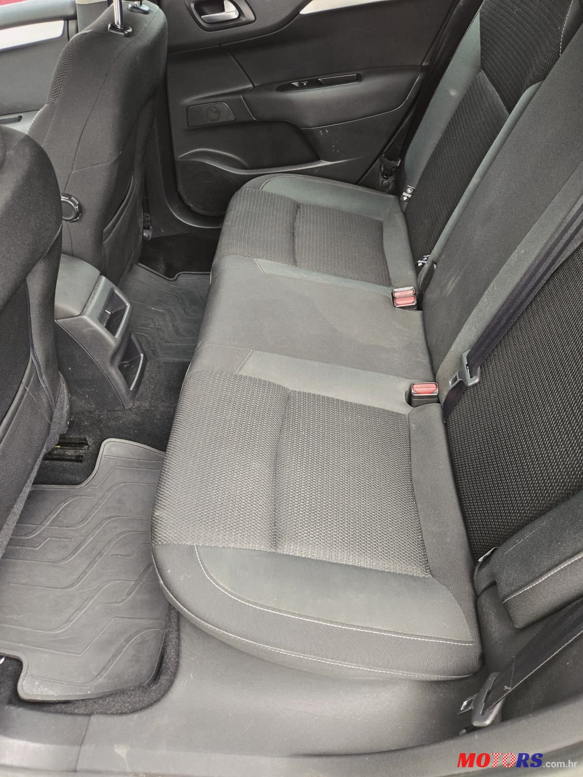 2014' Citroen C4 1,6 Hdi photo #6
