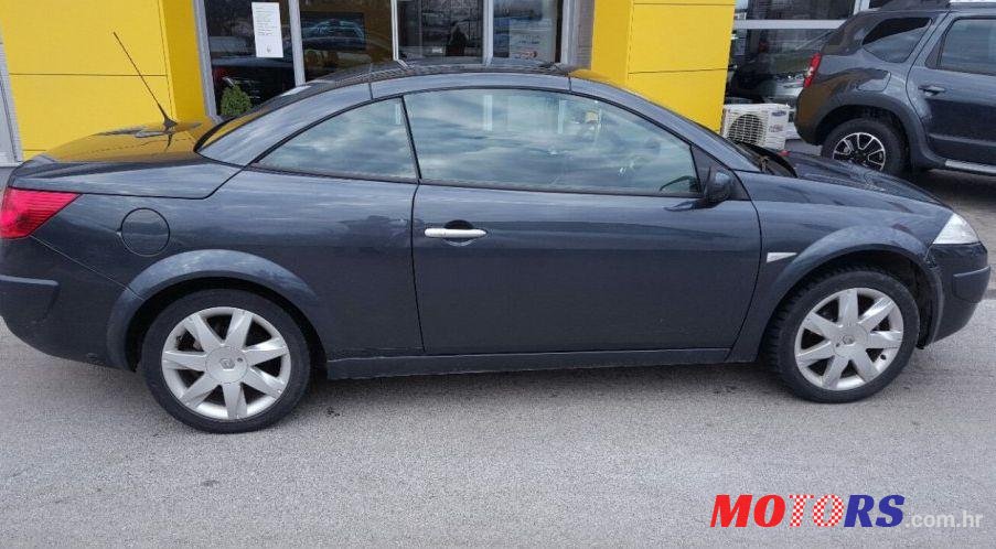 2008' Renault Megane Coupe Sport 1,6 16V photo #2