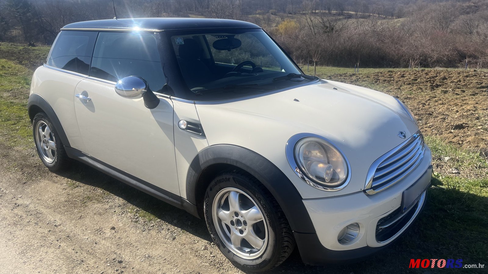 2010' MINI Cooper D photo #3