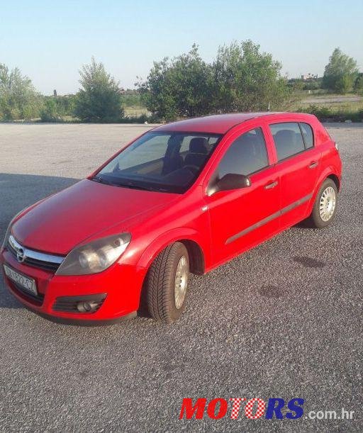 2006' Opel Astra 1,7 Cdti photo #1