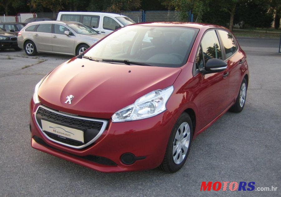 2015' Peugeot 208 1,4 Hdi photo #1