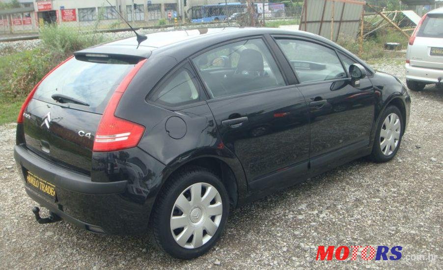 2006' Citroen C4 1,6 Hdi 16V Sx photo #1