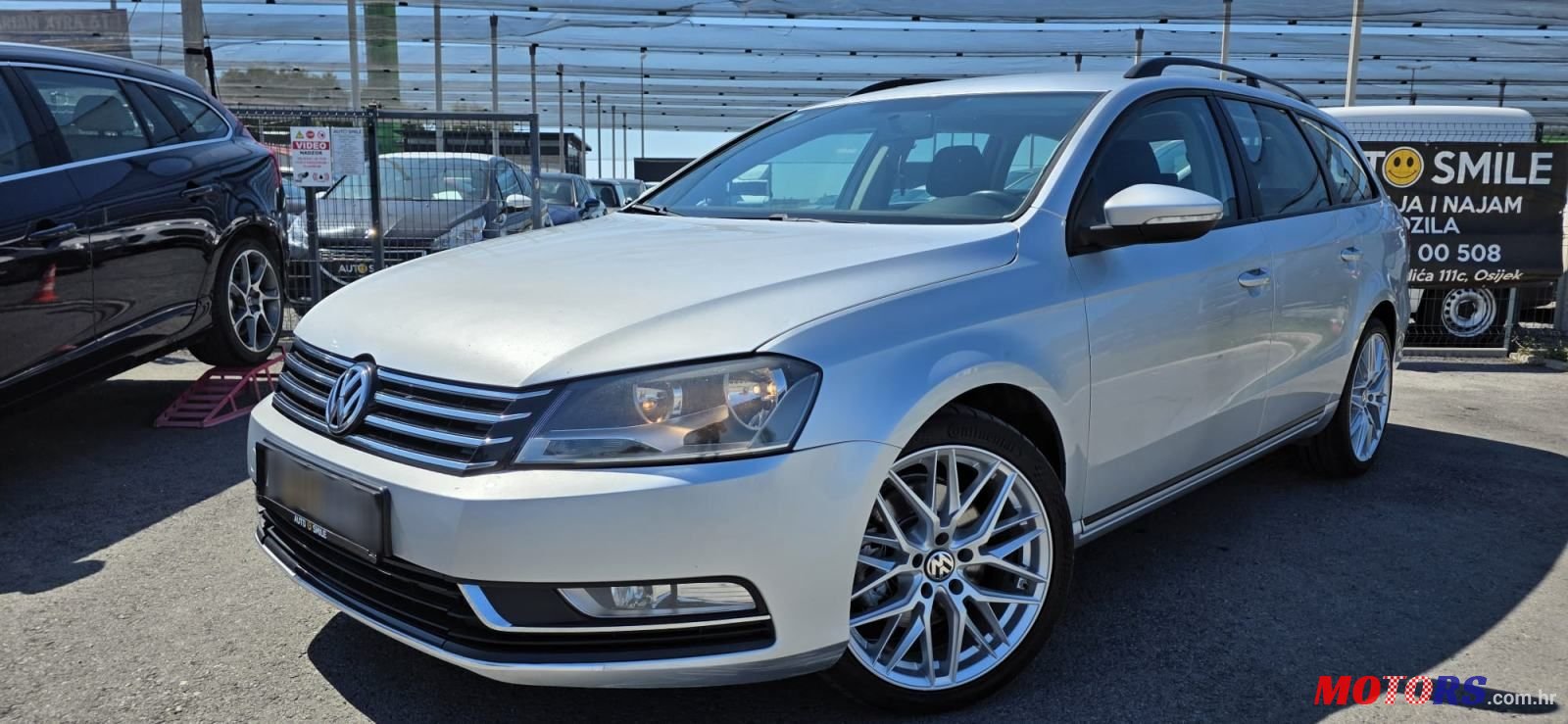 2012' Volkswagen Passat Variant photo #1