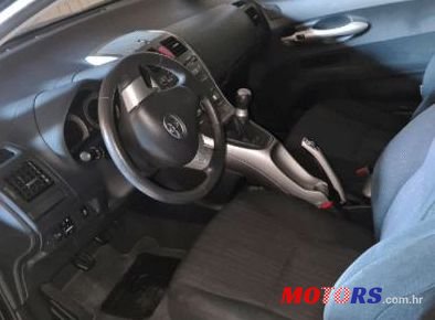 2008' Toyota Auris 1,6 Vvt-I photo #2