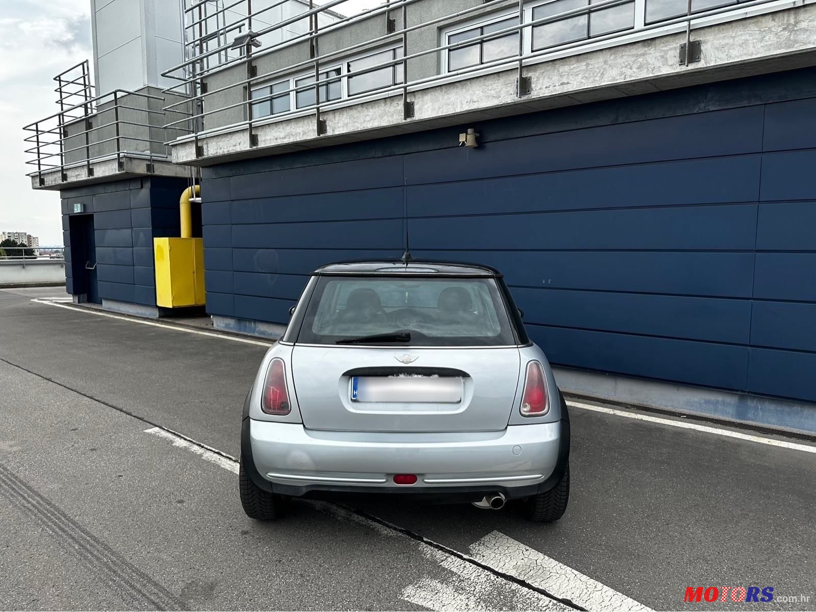 2003' MINI Cooper One photo #5