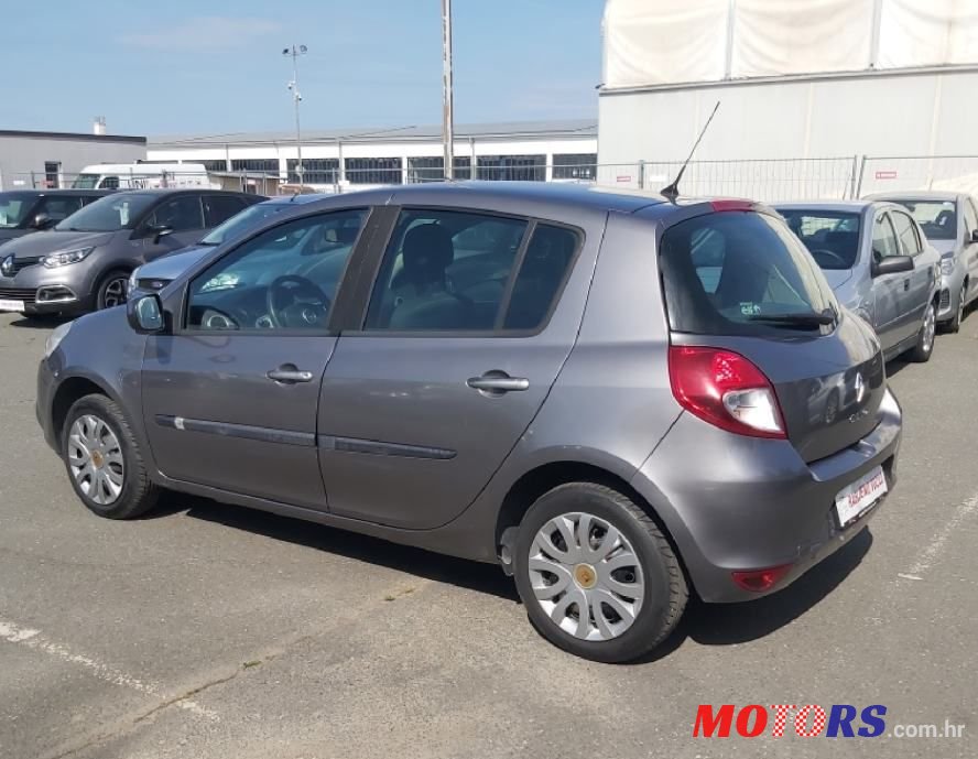 2010' Renault Clio 1,2 16V photo #5