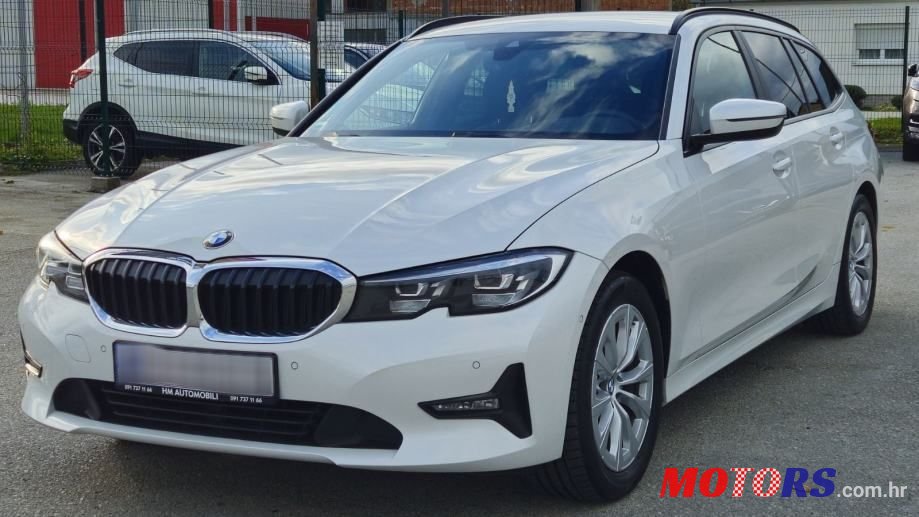 2021' BMW Serija 3 318D Touring photo #1