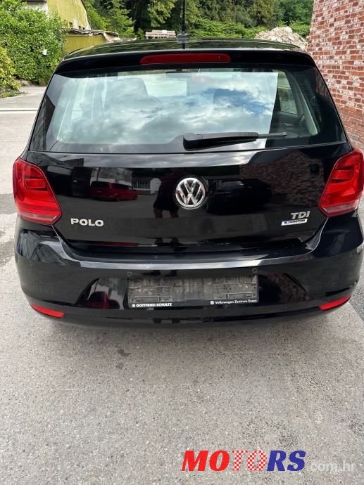 2016' Volkswagen Polo photo #4