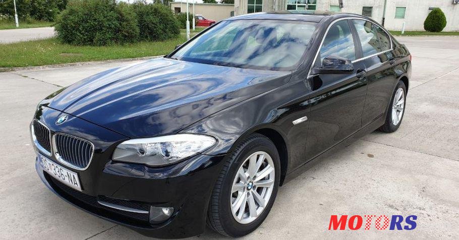 2013' BMW Serija 5 520D photo #1