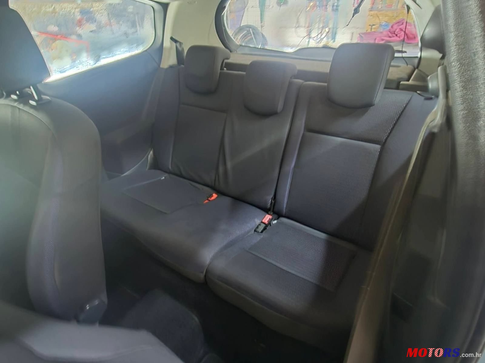 2008' Renault Clio 1,2 16V photo #3