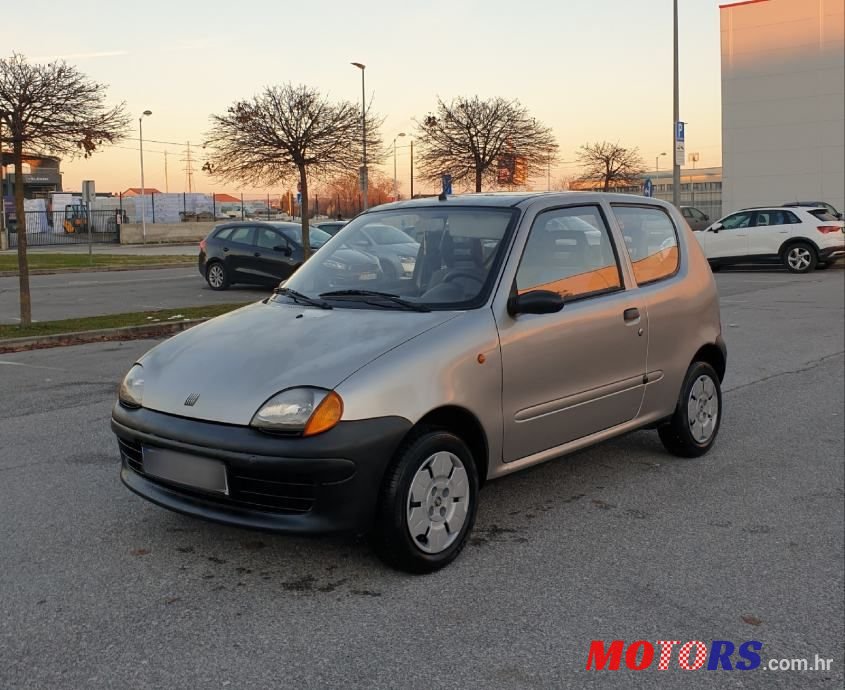 2000' Fiat Seicento Young 900 photo #5