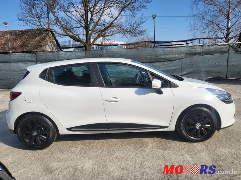 2015' Renault Clio 1,2 16V photo #3