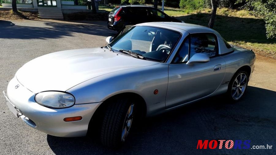 2001' Mazda MX-5 1,6 I photo #1