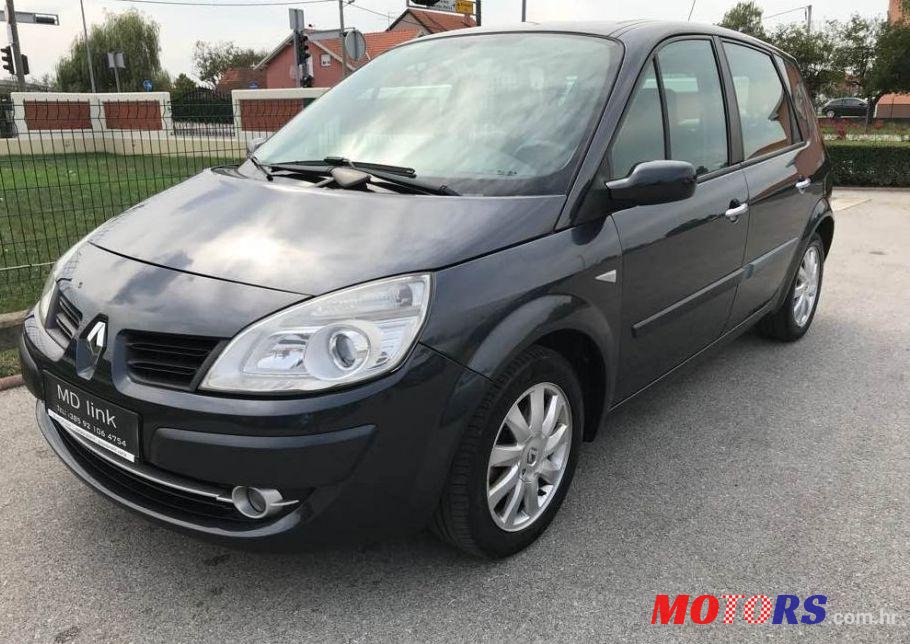2009' Renault Scenic 1,5 Dci photo #1