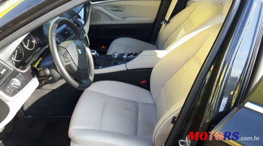 2013' BMW Serija 5 520D photo #1