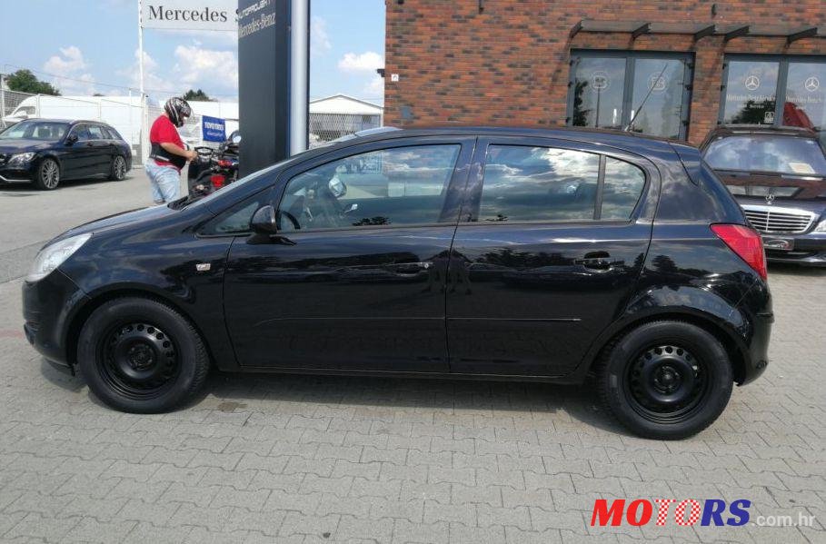 2008' Opel Corsa Eco 1,3 Cdti photo #1