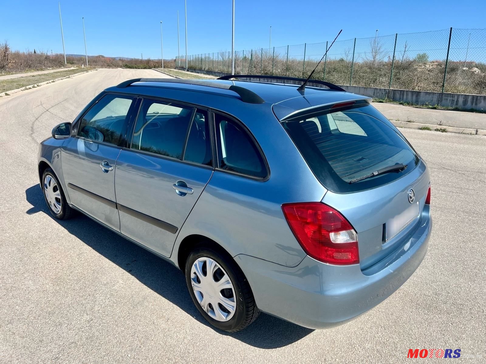 2008' Skoda Fabia Combi photo #3