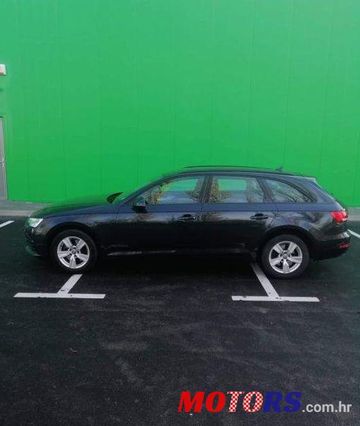 2016' Audi A4 Avant photo #1