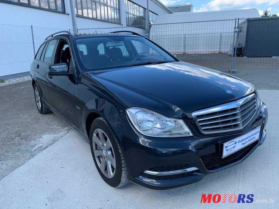 2011' Mercedes-Benz C-Klasa 180 Cdi T photo #4