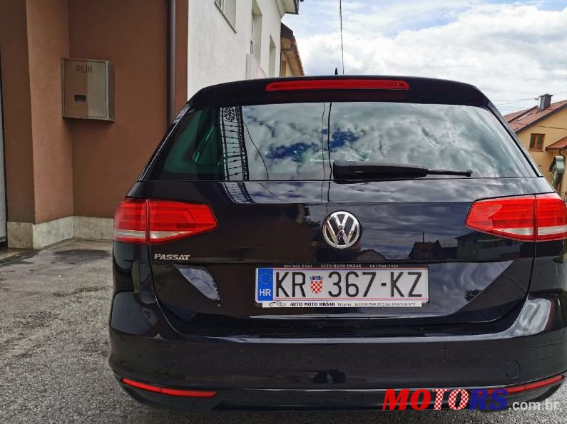 2017' Volkswagen Passat photo #6