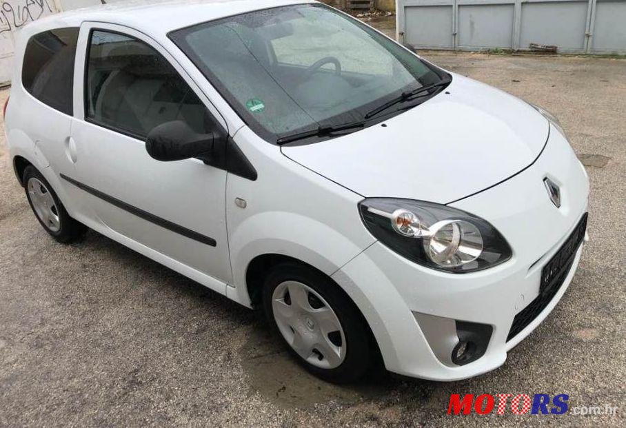 2011' Renault Twingo 1,5 Dci photo #1