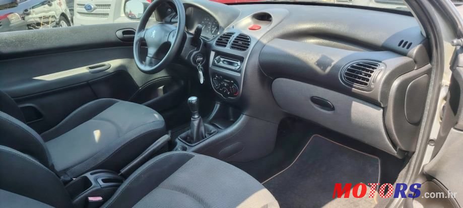 2008' Peugeot 206 206 1,4 photo #5